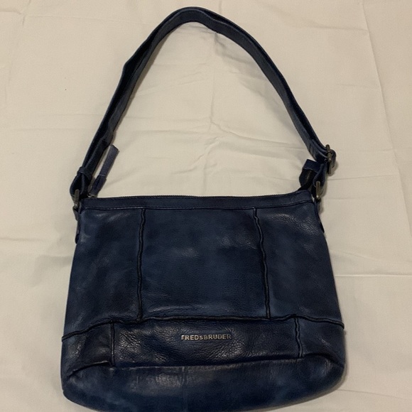 Fredsbruder soft leather handbag navy - Picture 7 of 11